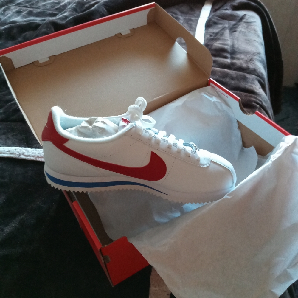 Original Nike tennis shoes.